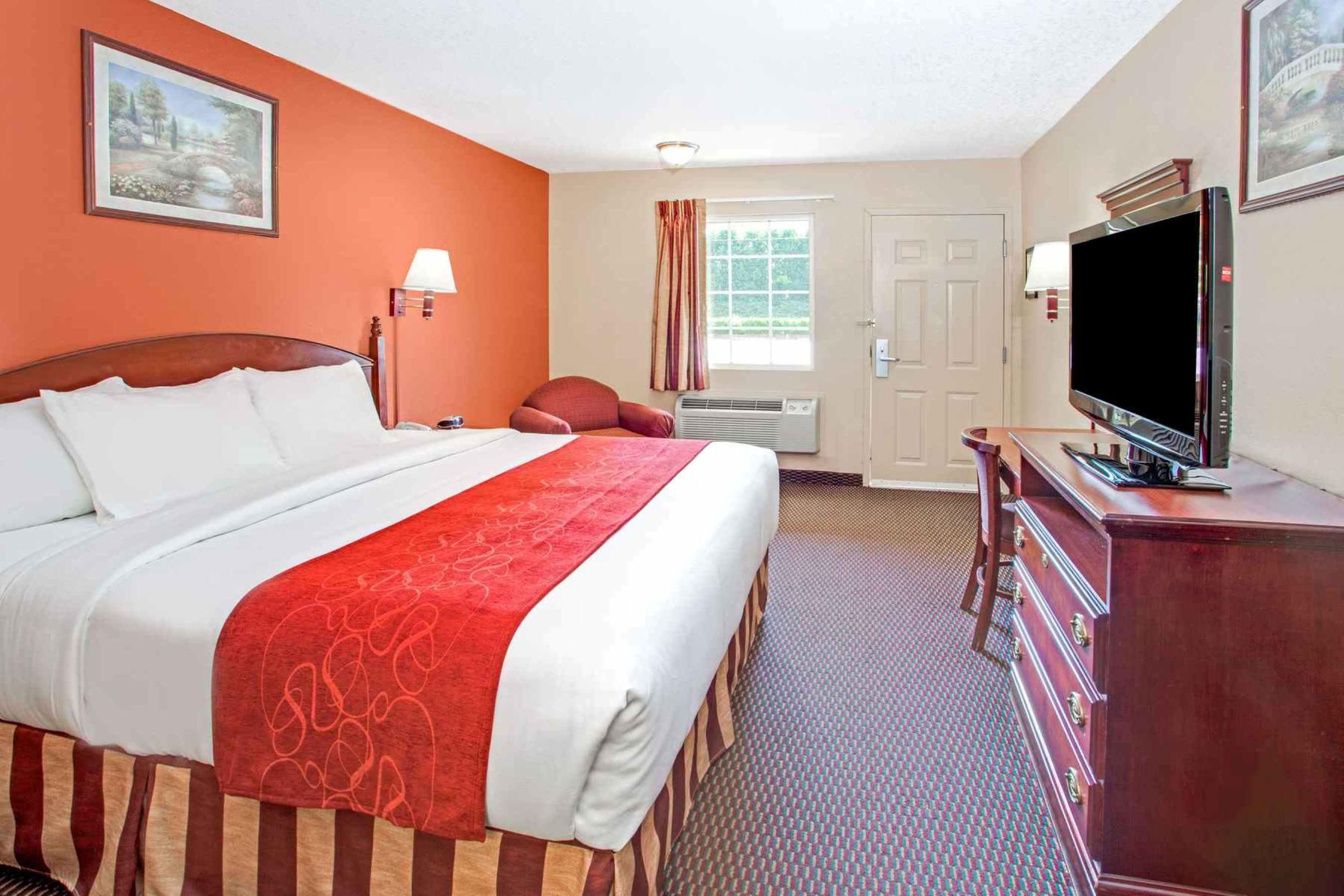 Travelodge By Wyndham Canton-Livonia Area, Mi Екстериор снимка