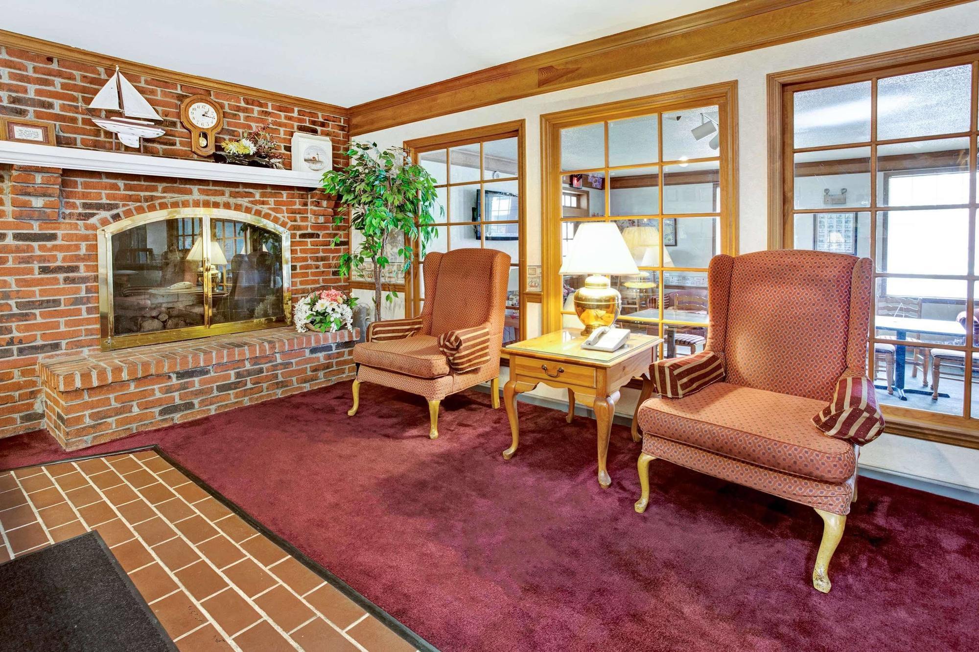 Travelodge By Wyndham Canton-Livonia Area, Mi Екстериор снимка