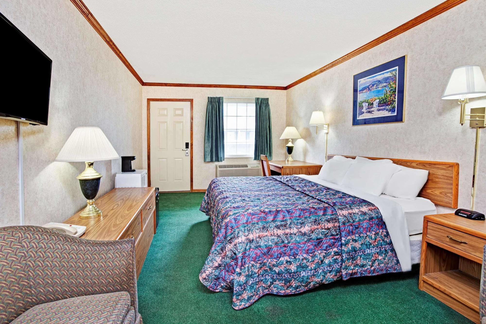 Travelodge By Wyndham Canton-Livonia Area, Mi Екстериор снимка